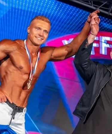 Александр Дергунов